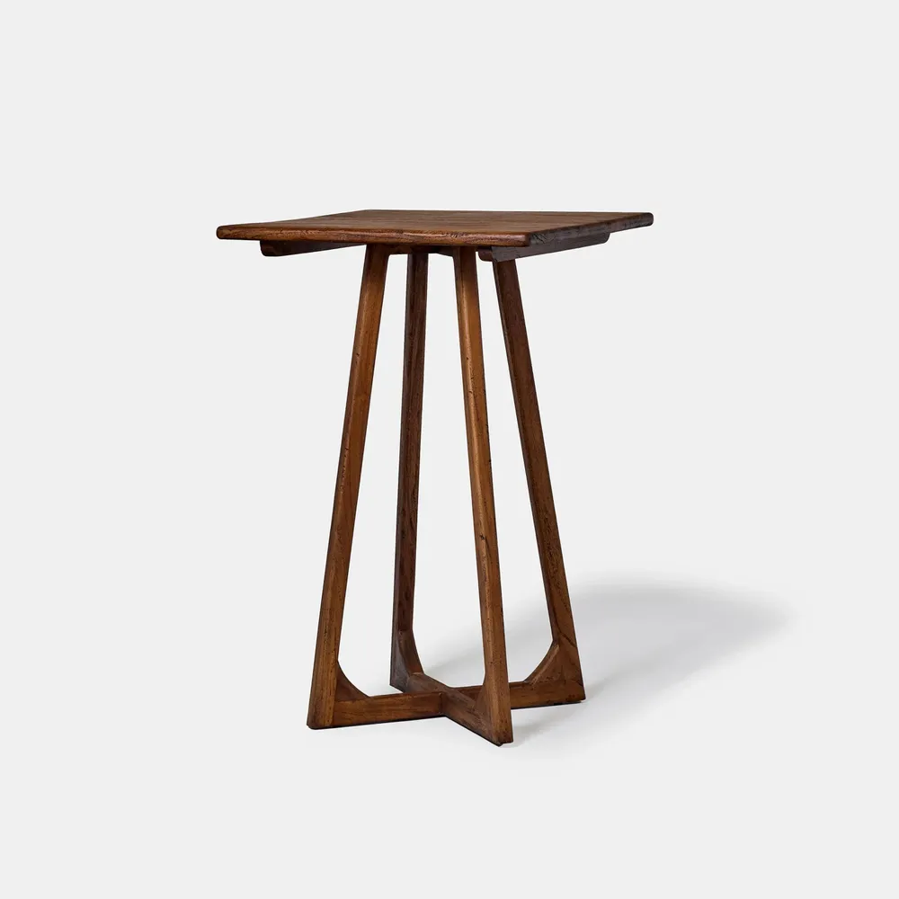 Other tables - Satu high table - DESIGN TRIP