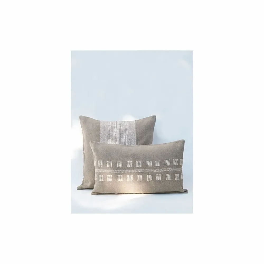 Coussins textile - NO-MAD Rekh & Chakhon Cushion Covers in Cotton Jute with Rice-Stitch E - NO-MAD