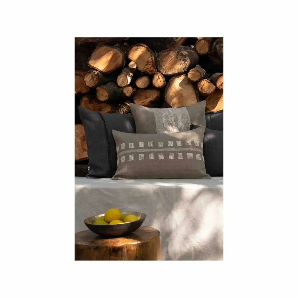 Coussins textile - NO-MAD Rekh & Chakhon Cushion Covers in Cotton Jute with Rice-Stitch E - NO-MAD