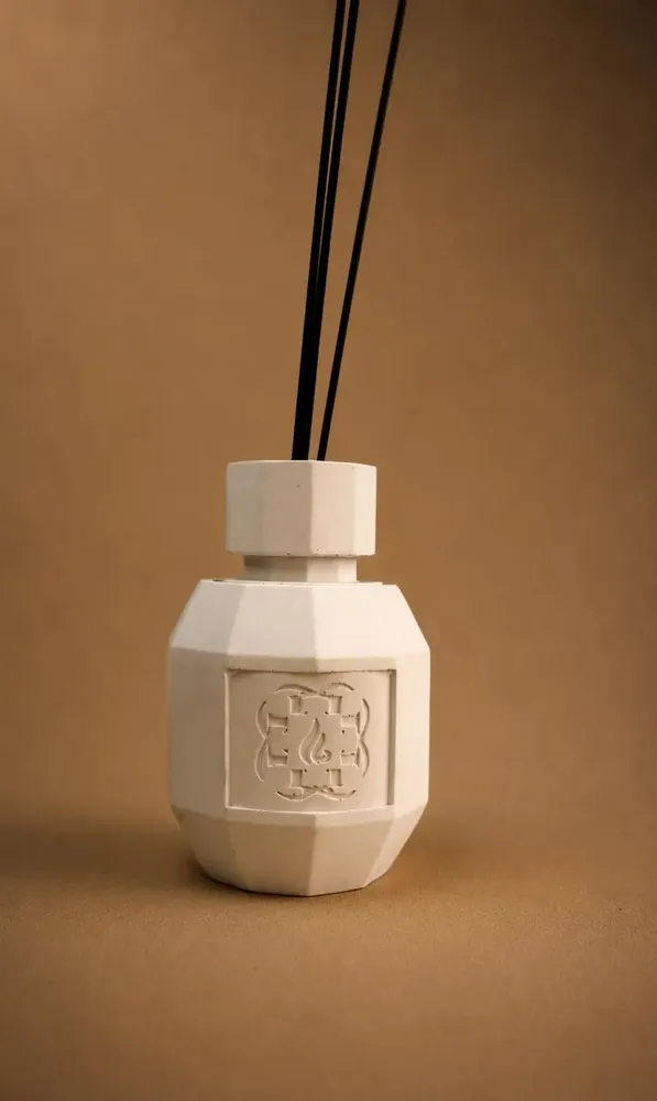 Objets de décoration - ROSE PATCHOULI - DIFFUSEUR DE PARFUM - FLAMME D'ÉLIXIR