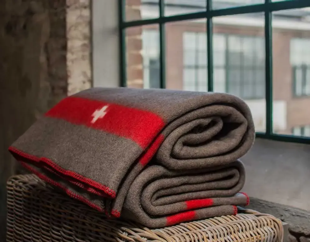 Linge de lit - Merino wool blanket SWISS ARMY - brown - MOST-BLANKETS