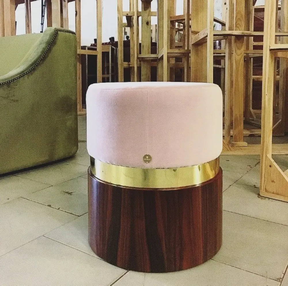 Stools for hospitalities & contracts - Lune B Round Pouf diam 40cm, Fabric seat, Brass & wood Base - DUISTT