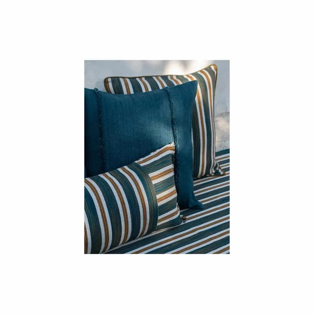 Coussins textile - NO-MAD Pranit Cushion Cover in Cotton Jute with Minimal Surface Detail - NO-MAD