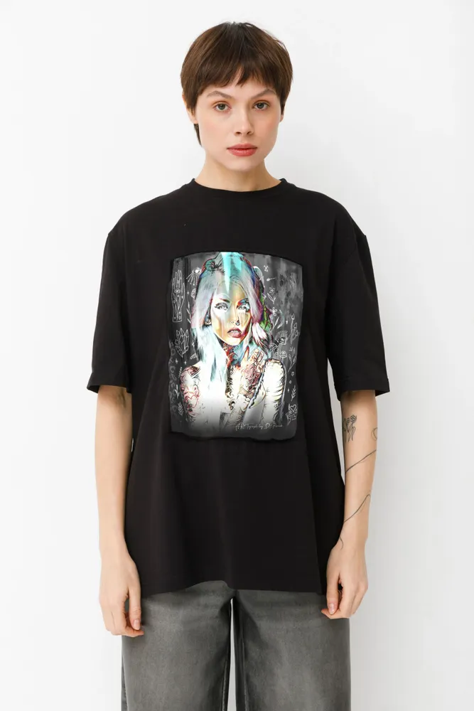 Apparel - Art Window T-Shirt “Electra” - MARALETTO