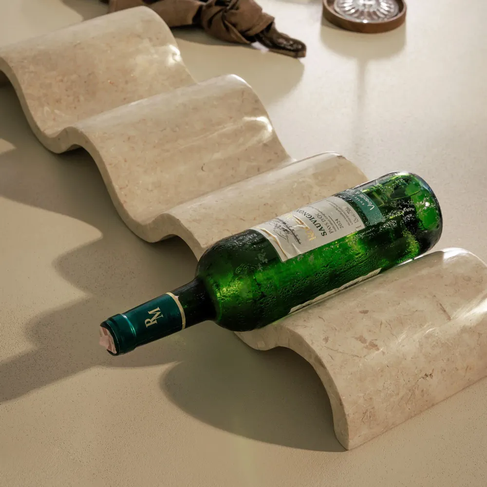 Wine accessories - Koh bottle holder - DESIGN TRIP