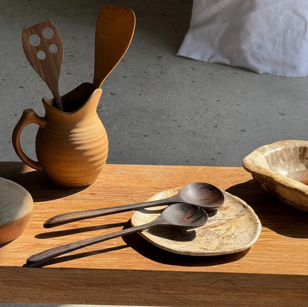 Cutlery set - Pair of salad cutlery or cooking utensils in blackened teak L30 - OFFICE OBJETS