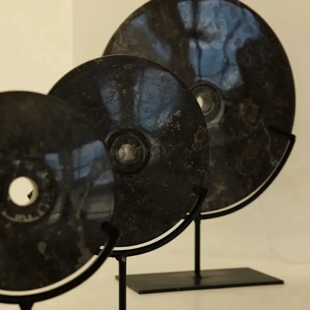 Decorative objects - Hari discs black - S - DESIGN TRIP