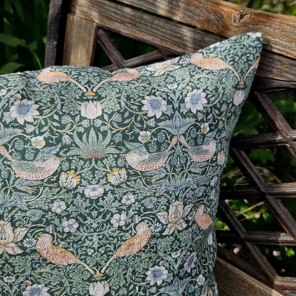 Comforters and pillows - Floral birds pillowcase William Morris Strawberry thief  100% linen - NORAVILLA