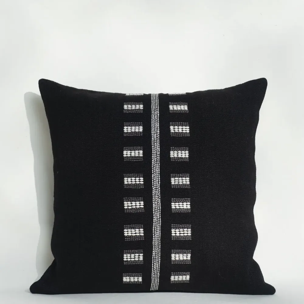 Coussins - NO-MAD Embroidered Cushion Covers in Cotton Jute - NO-MAD
