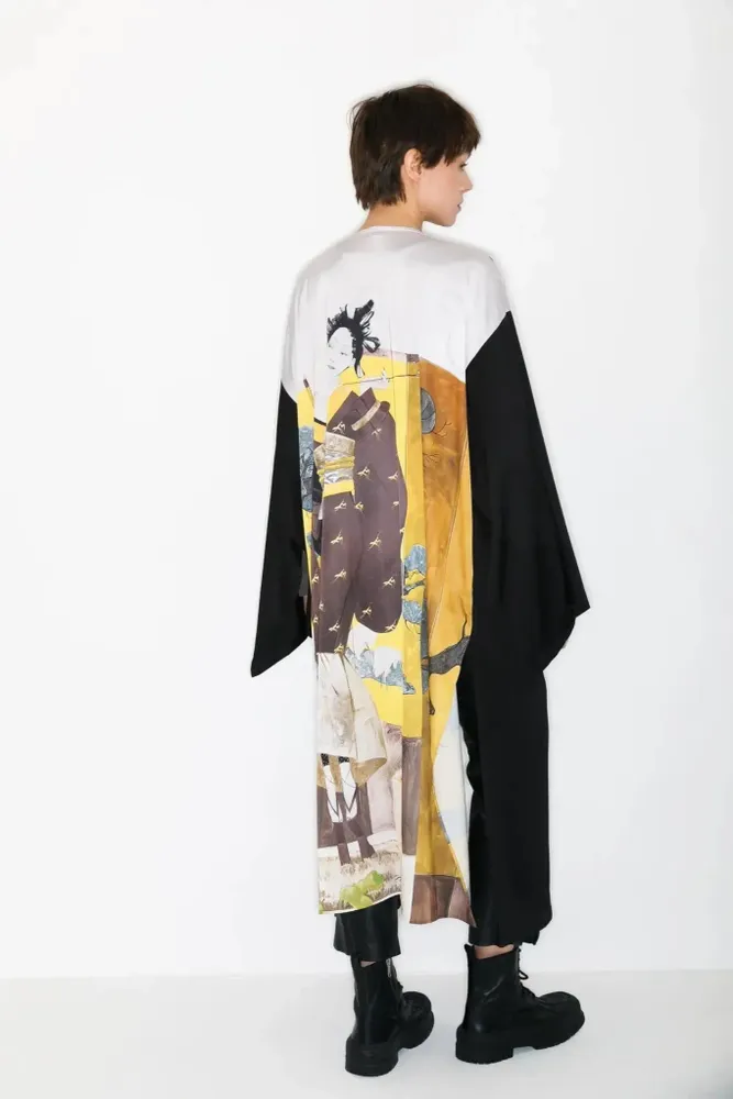 Apparel - Black Kimono “Scattered Pears” - MARALETTO