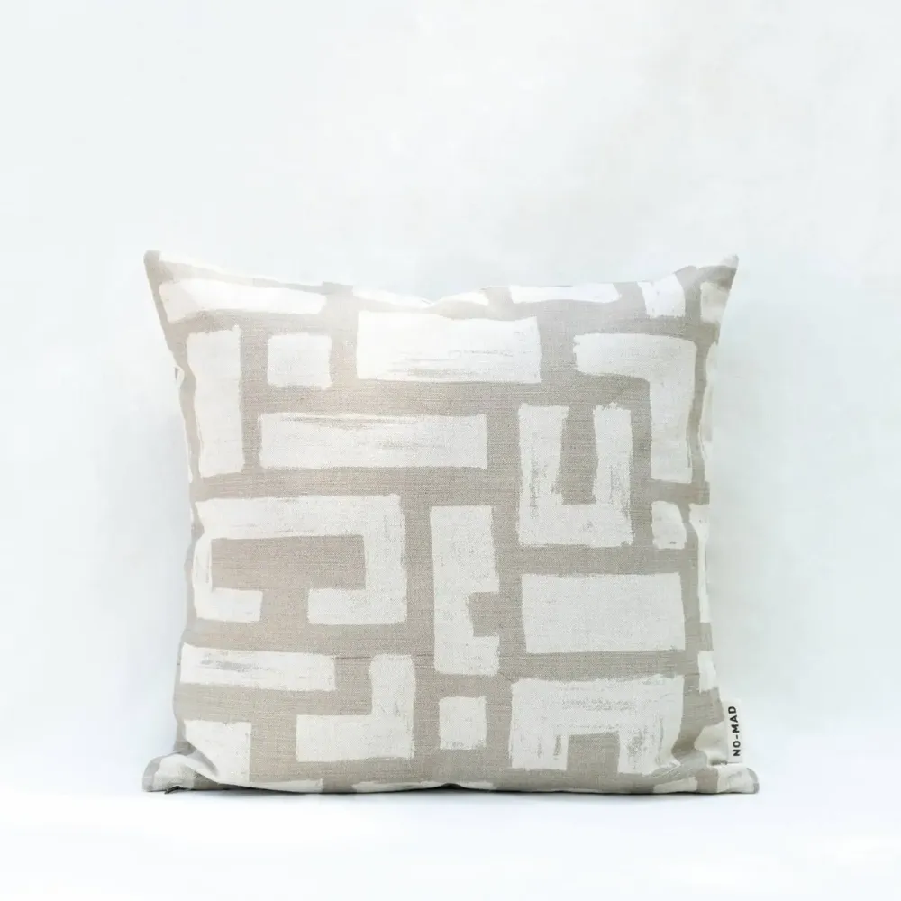 Coussins textile - NO-MAD Vanya Cushion Cover in Cotton Linen with Screen Print Design - NO-MAD