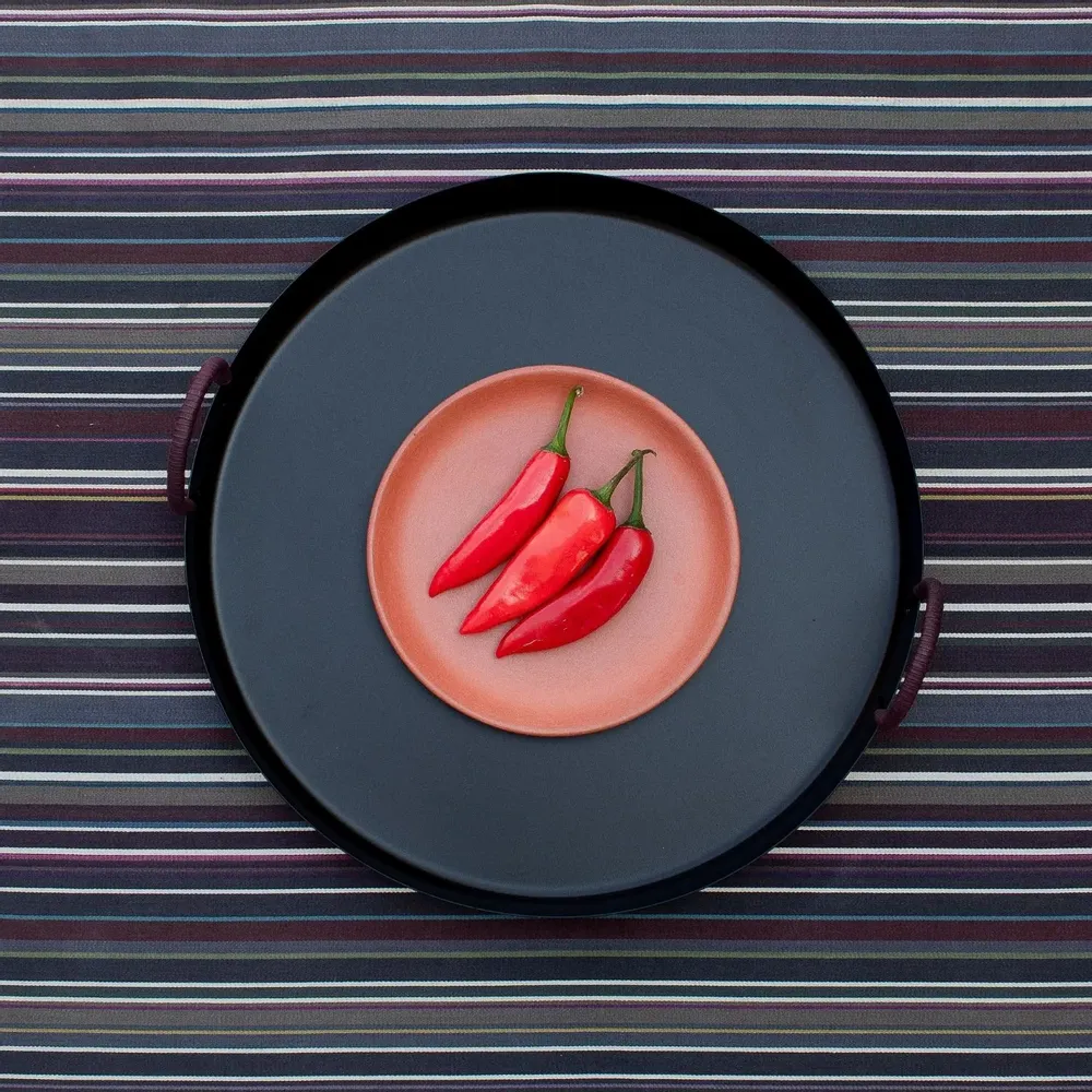 Plats et saladiers - NO-MAD Thali Tray in PU Coated Stainless Steel and Cotton Cord - NO-MAD