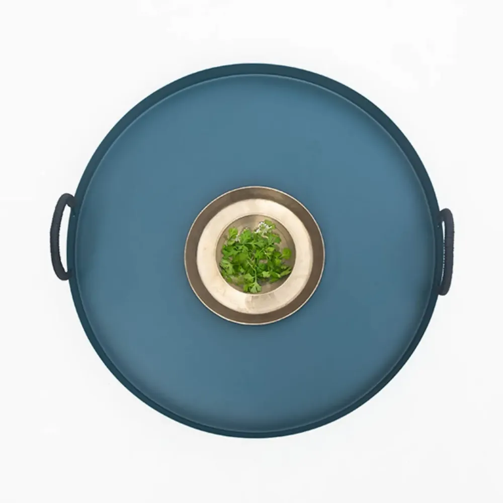 Plats et saladiers - NO-MAD Thali Tray in PU Coated Stainless Steel and Cotton Cord - NO-MAD