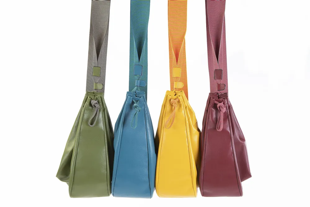 Bags and totes - AT3 - Hyper light leather bag - MARCO TADINI