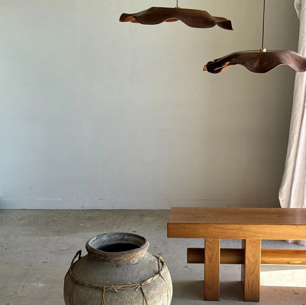 Hanging lights - Very large wavy flat leaf suspension in teak smooth flower D: 60 - OFFICE OBJETS