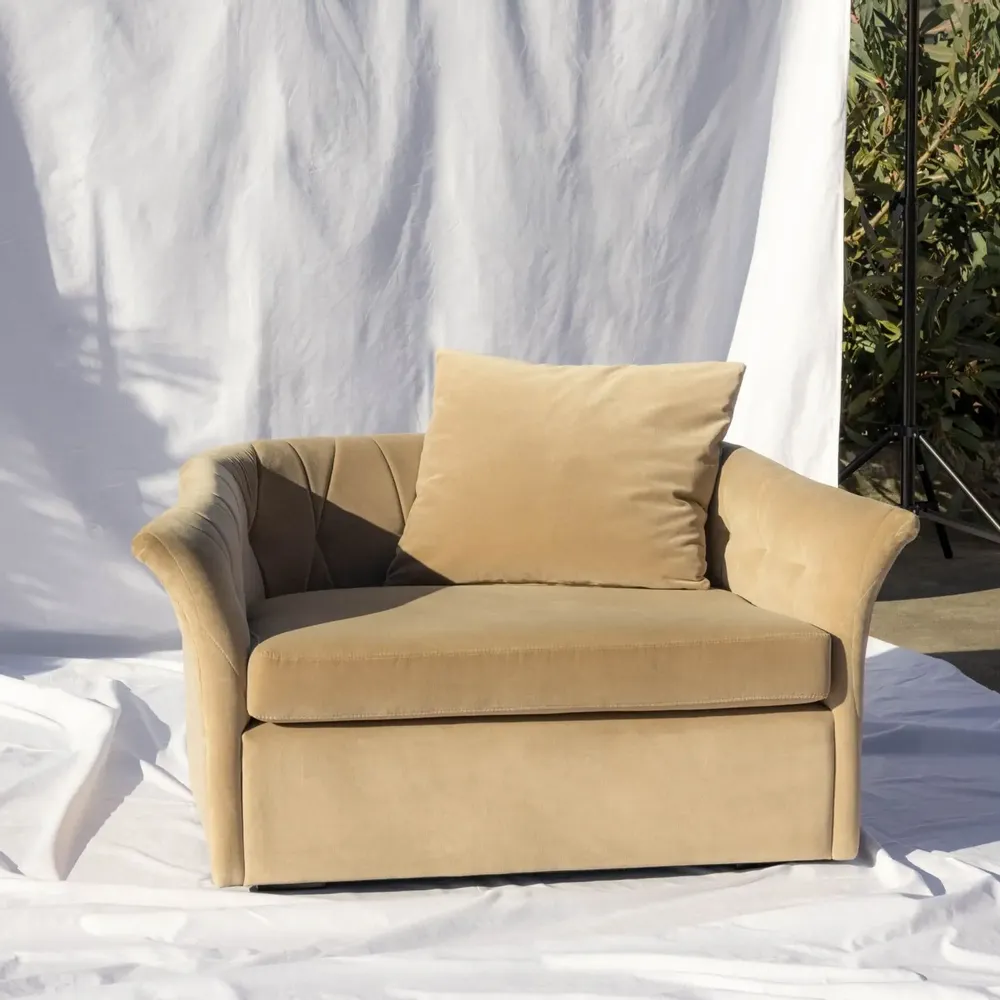 Lounge chairs for hospitalities & contracts - Isabella Sofa Lounge armchair - extra wide - Upholstered Velvet Siege - DUISTT