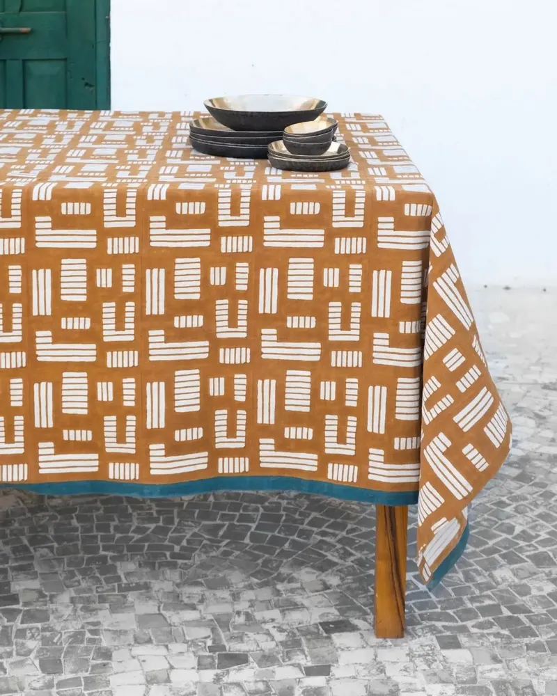 Nappes - NO-MAD Table Cloth Collection in Natural Fabrics - NO-MAD