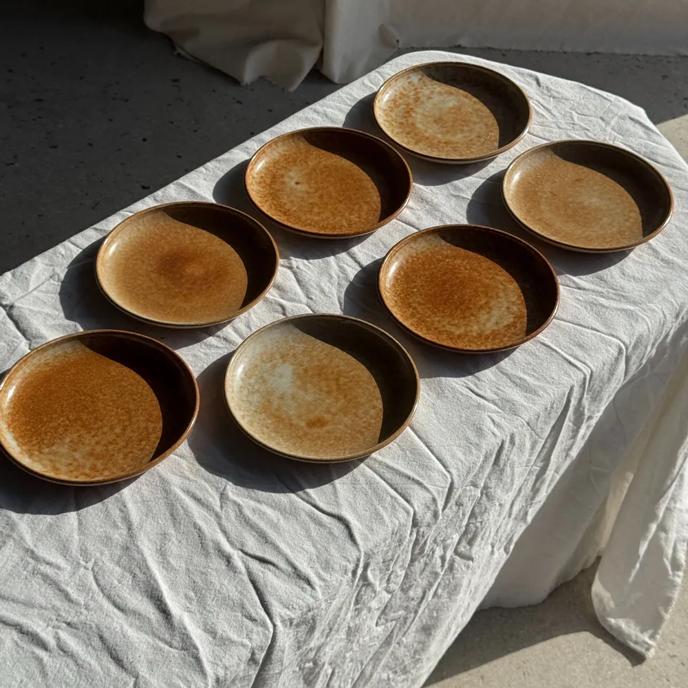 Assiettes au quotidien - Lot de 7 petites assiettes à dessert plates en grès orange D18 - OFFICE OBJETS