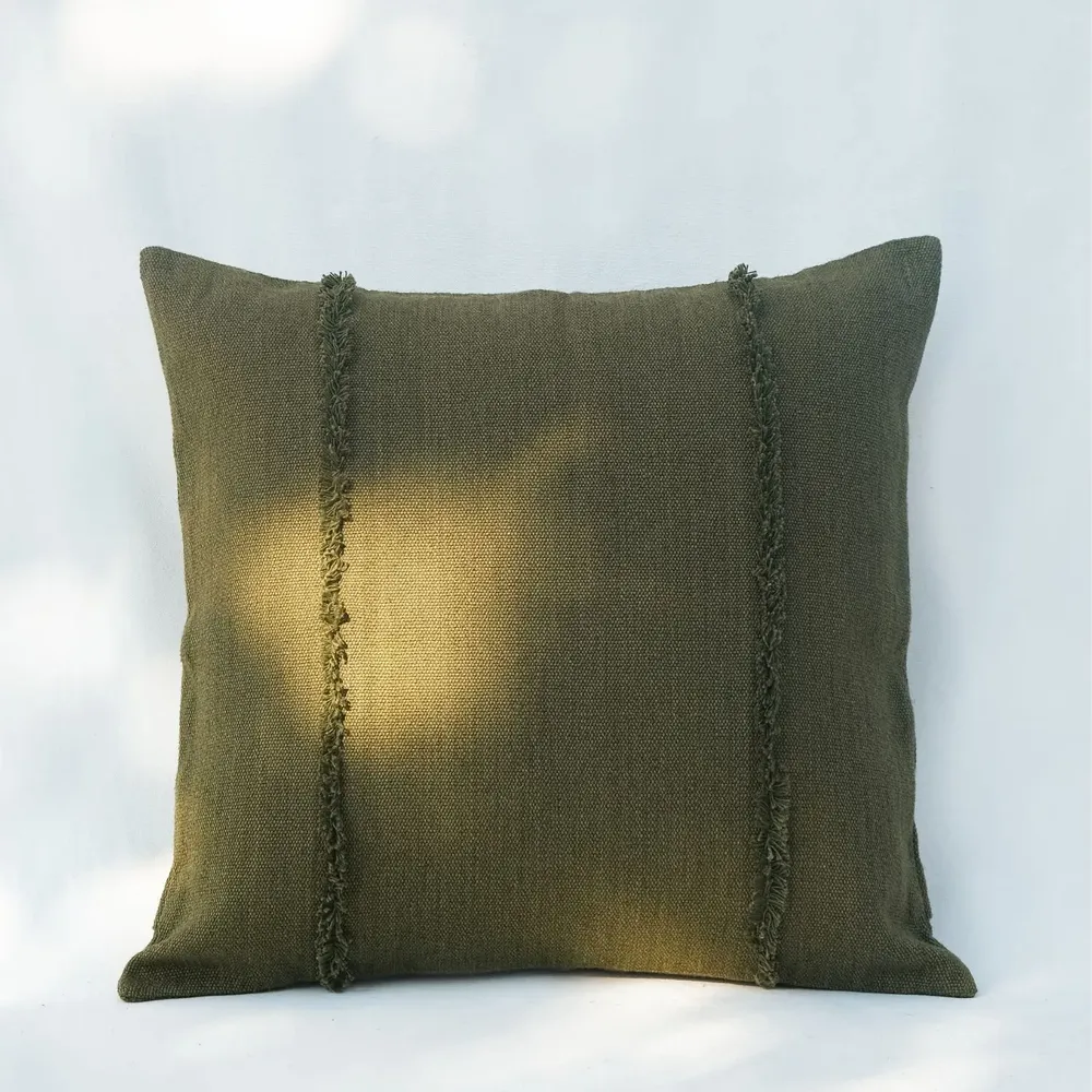 Coussins textile - NO-MAD Pranit Cushion Cover in Cotton Jute with Minimal Surface Detail - NO-MAD
