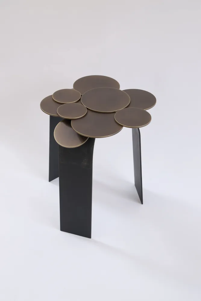 Tabourets pour collectivités - TABOURET SCULPTURE FLOWERS EN LAITON - STUDIO SOL LECCIA