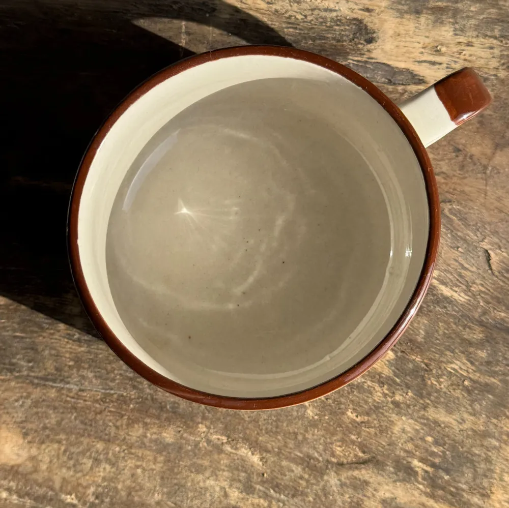 Tasses et mugs - Petite tasse mouchetée en grès made in Korea à motif de fleurs H7 D11 - OFFICE OBJETS
