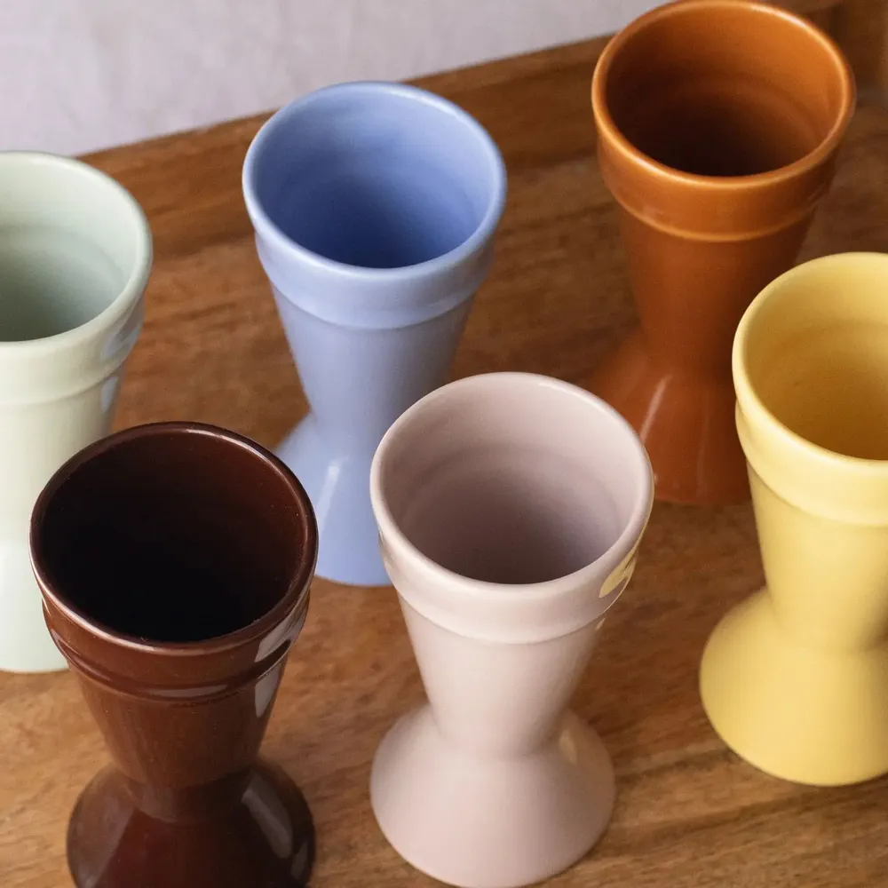 Objets de décoration - Nouveau Mazagran — Bleu · Tasse haute en céramique - ATELIER MAISON QUATRE