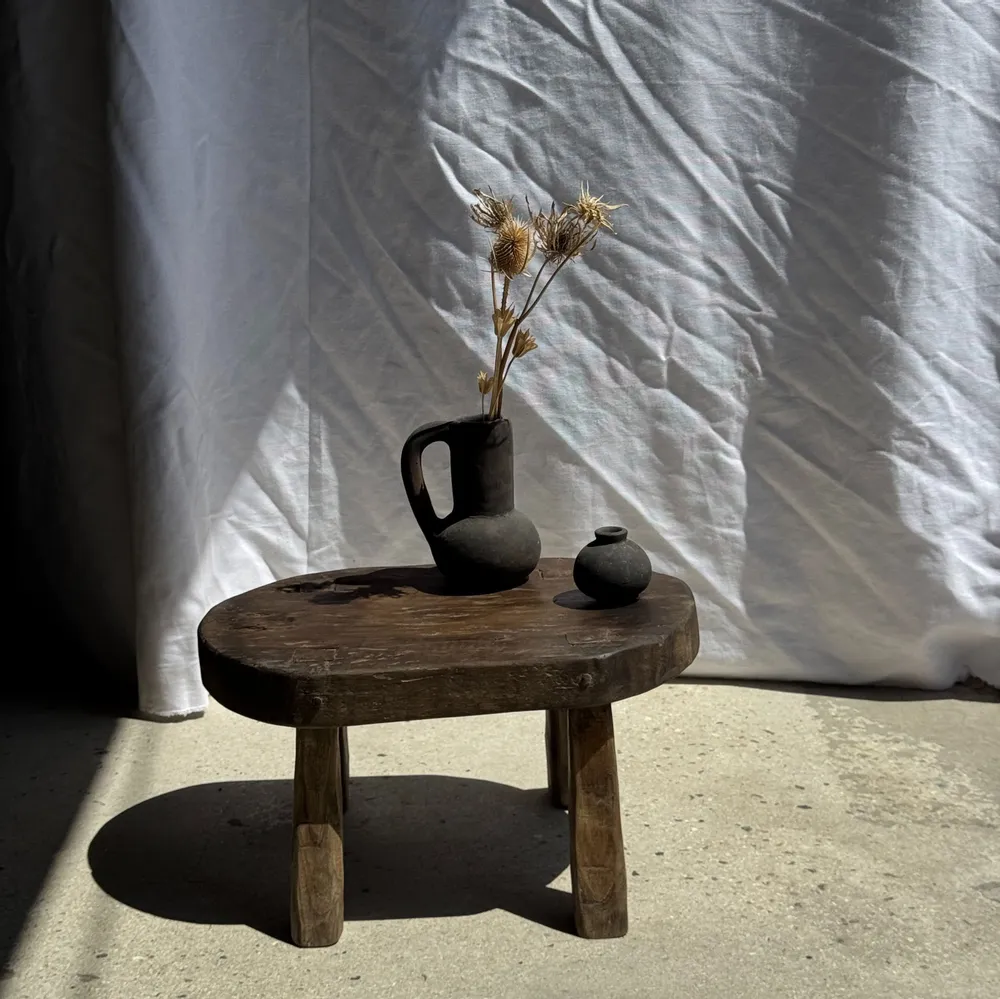 Bancs - Petit stool, tabouret d'appoint en teck massif ovale wabi-sabi H26 - OFFICE OBJETS