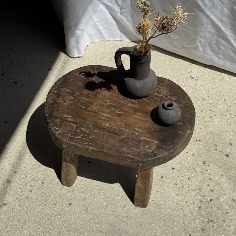 Bancs - Petit stool, tabouret d'appoint en teck massif ovale wabi-sabi H26 - OFFICE OBJETS