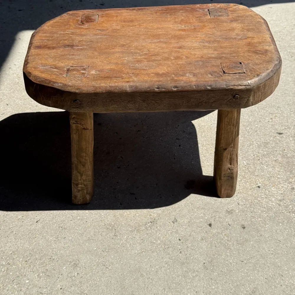 Tabourets - Petit stool, tabouret d'appoint en teck massif ovale wabi-sabi H25 - OFFICE OBJETS