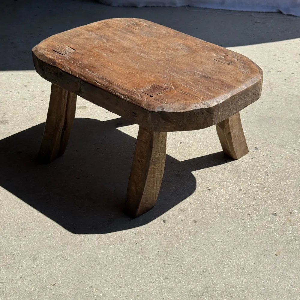 Tabourets - Petit stool, tabouret d'appoint en teck massif ovale wabi-sabi H25 - OFFICE OBJETS