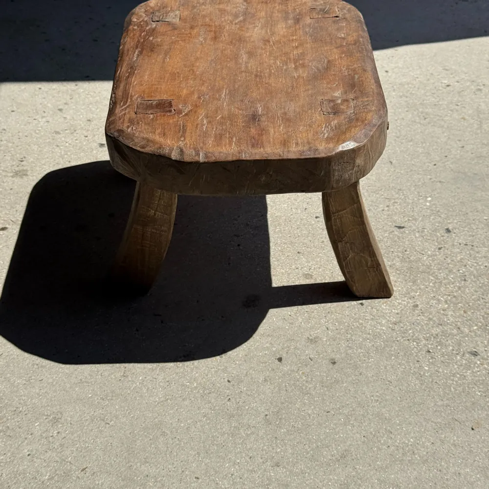 Tabourets - Petit stool, tabouret d'appoint en teck massif ovale wabi-sabi H25 - OFFICE OBJETS