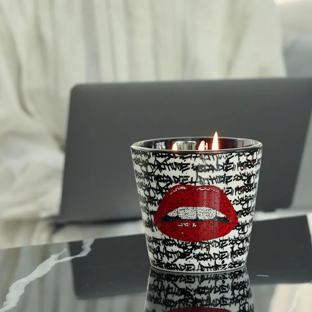 Bougies - Rebel Rouge (Cerise noire - Jasmin rose - Baume) – Bougies parfumées - ARTITUDE HOME