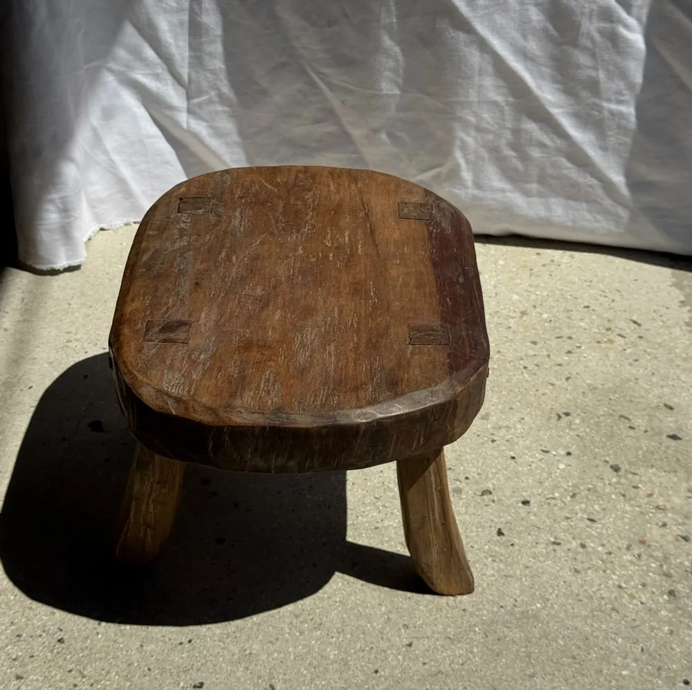 Tabourets - Petit stool, tabouret d'appoint en teck massif ovale assise bicolore - OFFICE OBJETS