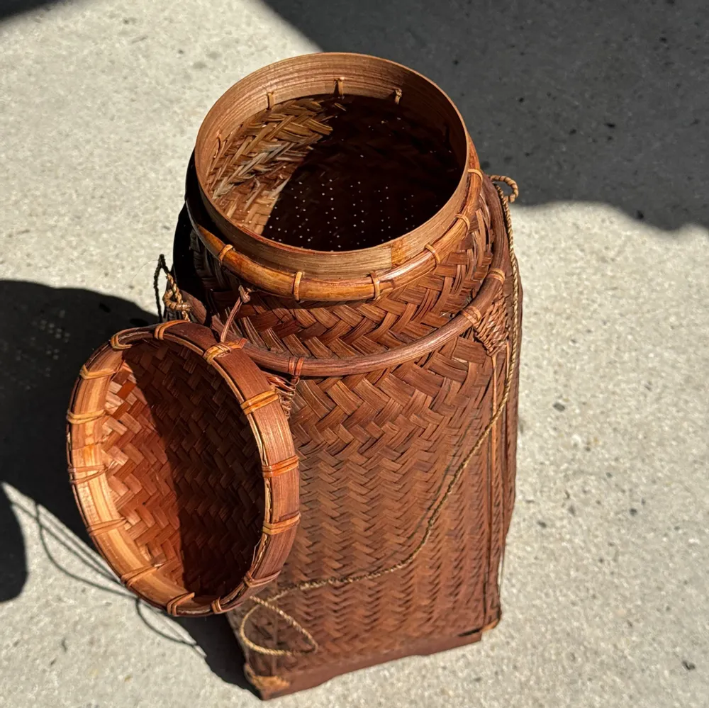 Vases - Petit panier traditionnel balinais à cordelettes H47 D19 0,5kg - OFFICE OBJETS