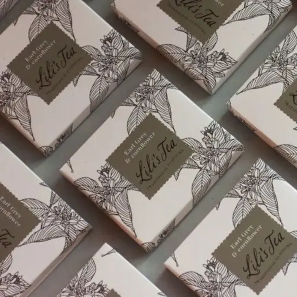 Café et thé - Lili's Tea Earl Grey avec des pétales de bleuet 16 pièces - LILI'S TEA