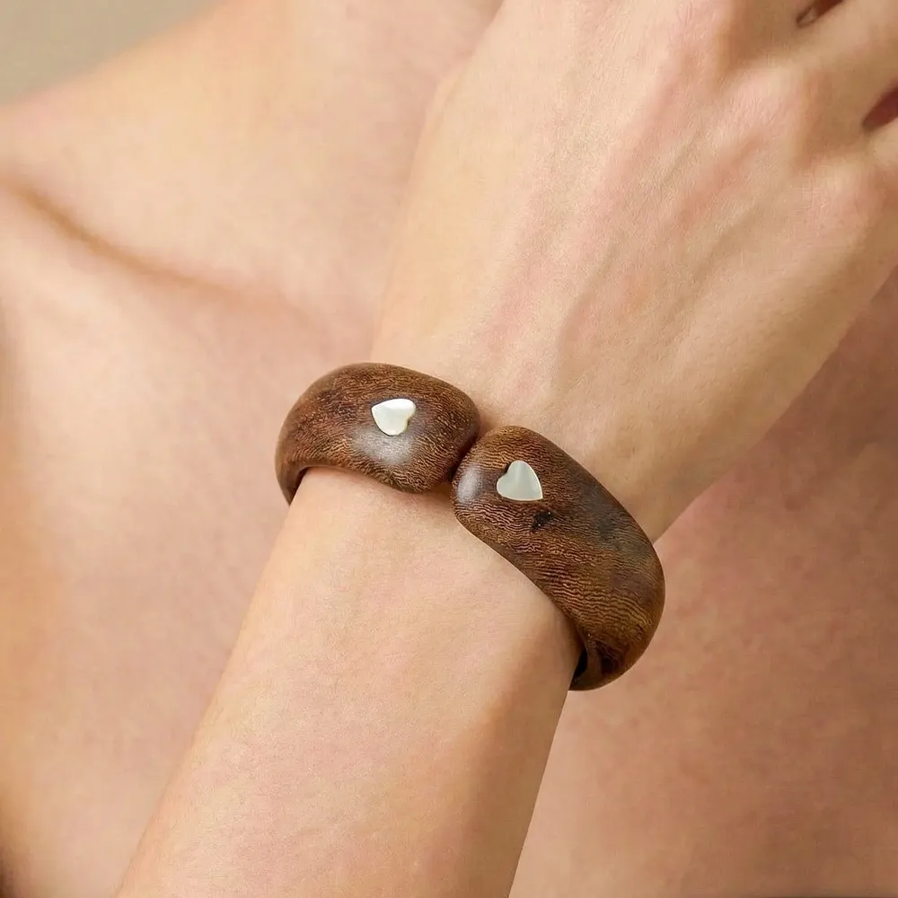 Bijoux - Bracelet bois de roblès articulé duo coeur - Wild Heart - NATURE BIJOUX
