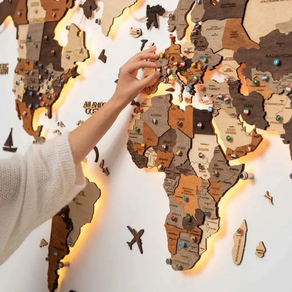 Autres décorations murales - Carte du Monde en Bois 3D LED 3.0 Prime Multicolore 2XL UE Droite - ENJOY THE WOOD