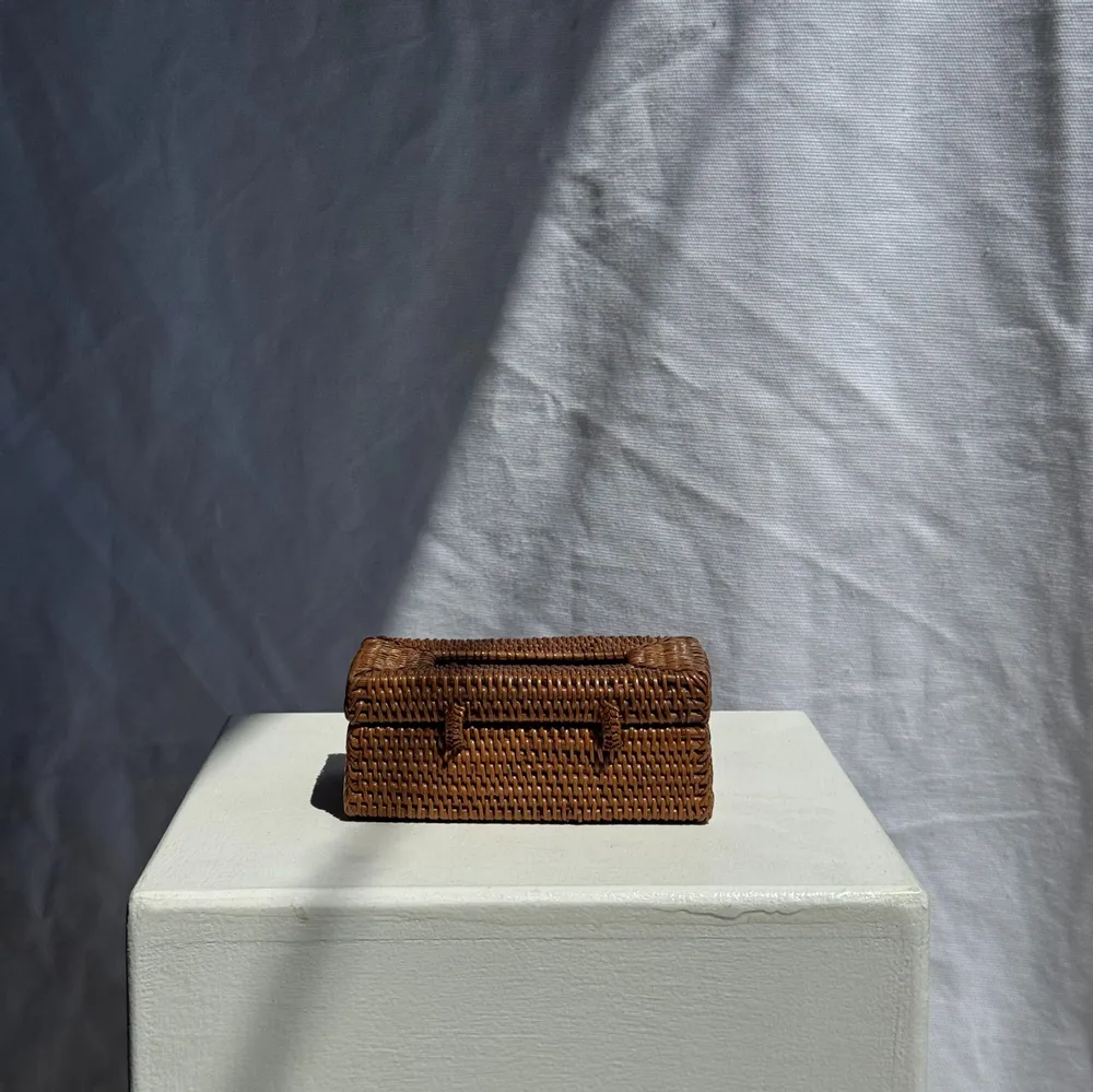 Objets de décoration - Petite boîte à mouchoirs en rotin artisanale indonésienne H8 13x5 - OFFICE OBJETS