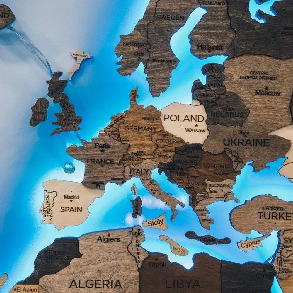 Autres décorations murales - Carte du Monde en Bois 3D LED 2.0 (avec fond en acrylique) Prime Plus Dark Walnut XL - ENJOY THE WOOD