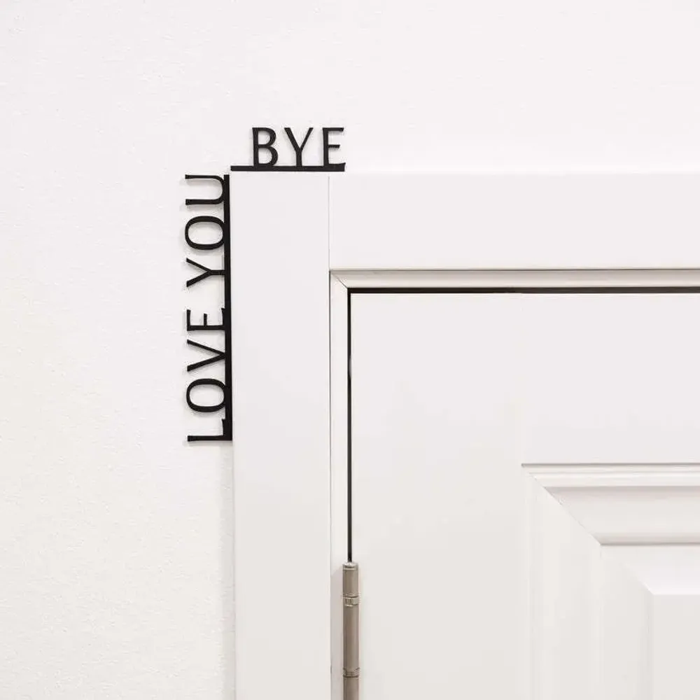 Objets de décoration - Citation d’angle en bois – « Je t’aime, salut » - ENJOY THE WOOD
