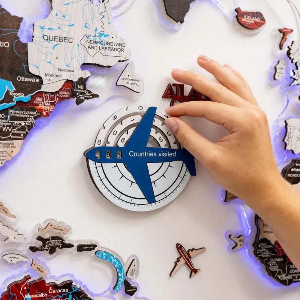 Objets de décoration - Carte du Monde en Bois Colorée 3D Travel Tracker – Aqua - ENJOY THE WOOD