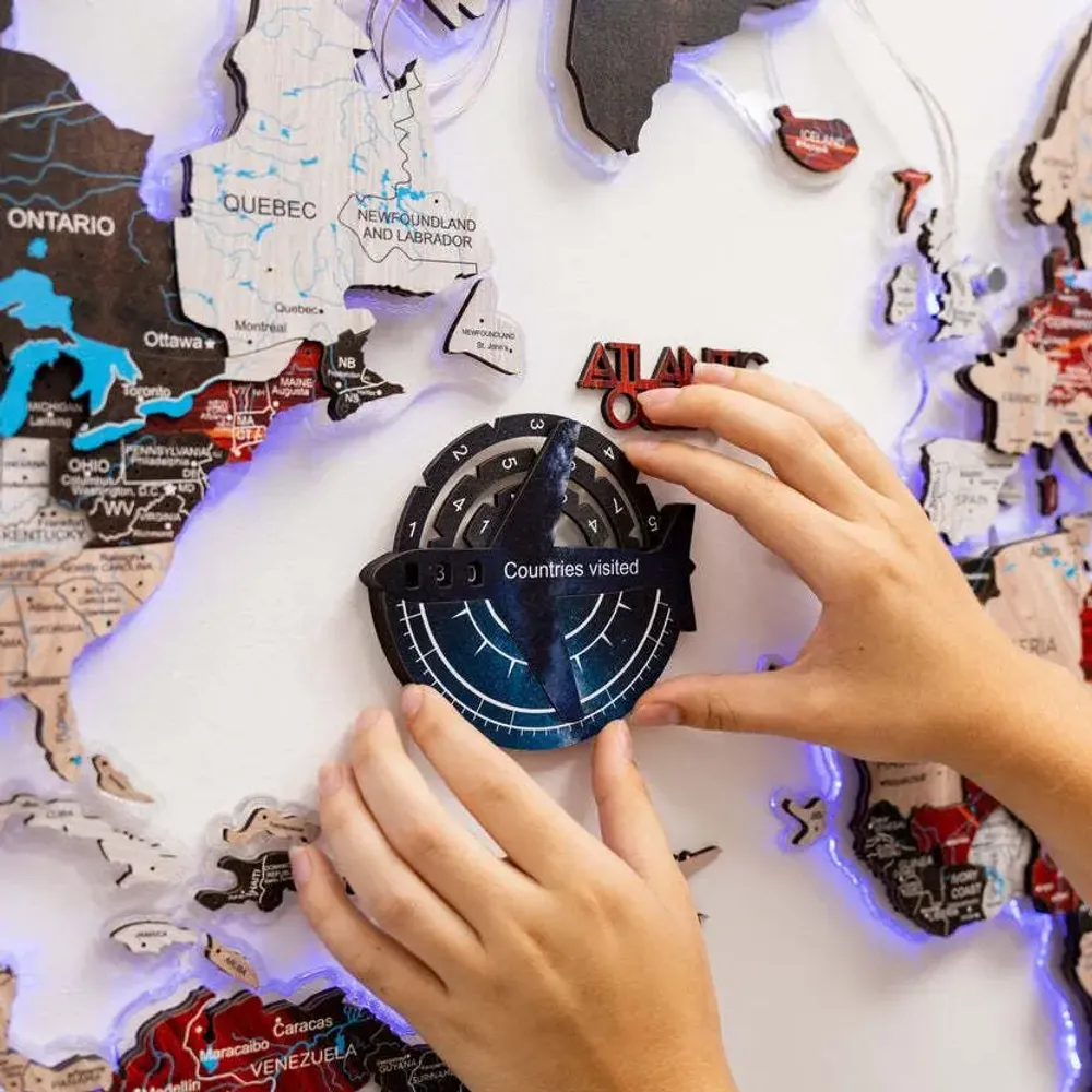 Objets de décoration - Carte du Monde en Bois Colorée 3D Travel Tracker - Espace - ENJOY THE WOOD