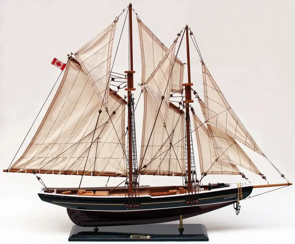 Objets de décoration - Maquette Bluenose, L.80 x H.65 x l.12.5 cm - TRADE WINDS