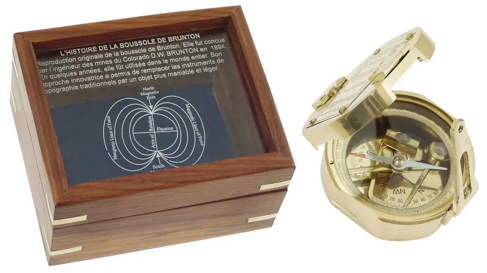 Objets de décoration - Boussole de Brunton laiton brillant dans coffret bois, diam.8 cm - TRADE WINDS
