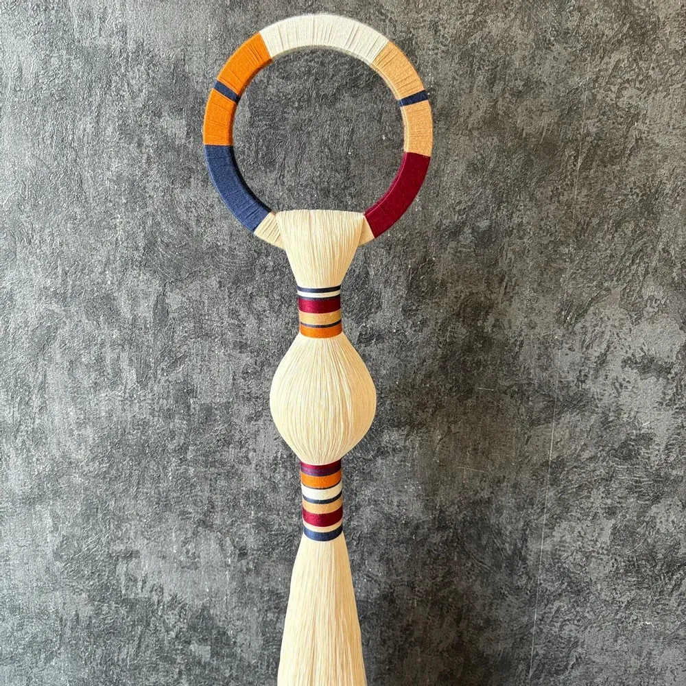 Autres décorations murales - Totem solitaire : objet sculptural sur pied fait main - SARMAL DESIGN