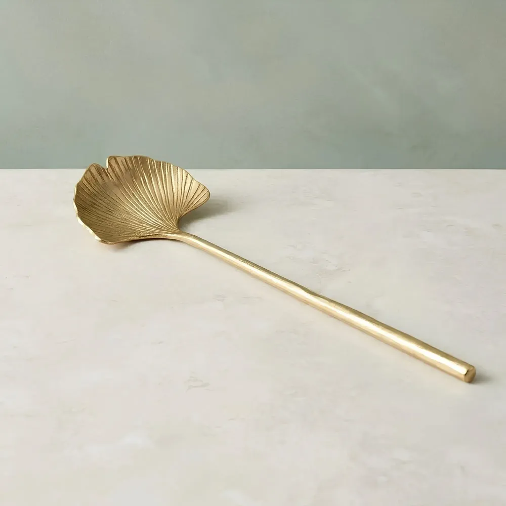 Couverts de service - Accessoires dorés Gingko - BE HOME