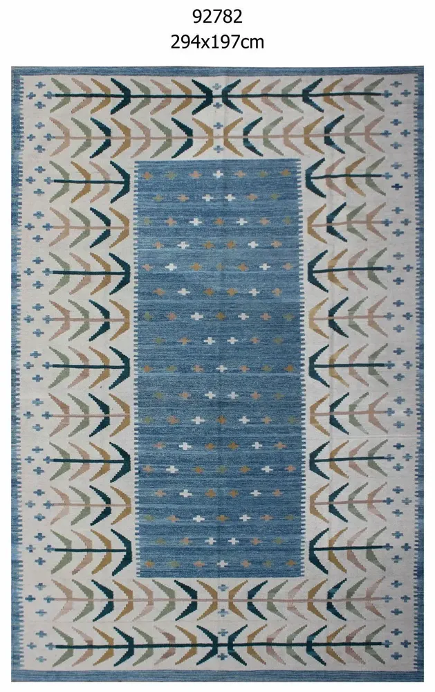 Decorative objects - Kilims, rugs, cushions, stools - ORNATE