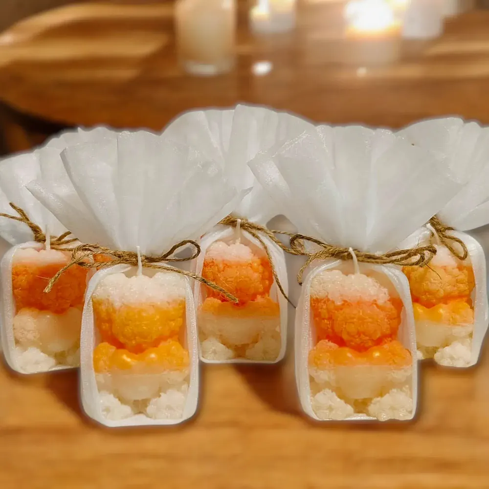 Candles - Cute Bear Candle Set (8 pcs) – Scented & Decorative Christmas Gift - WIRAWIRI