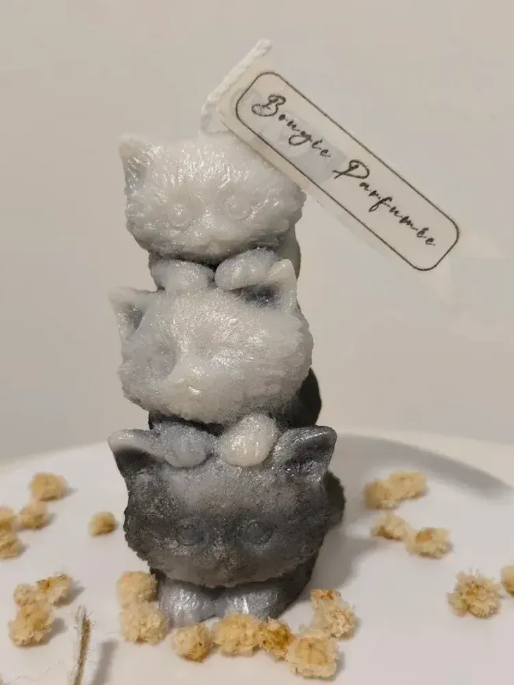 Candles - Cute Cat Candle – Handmade Artistic Gift for Cat Lovers - WIRAWIRI
