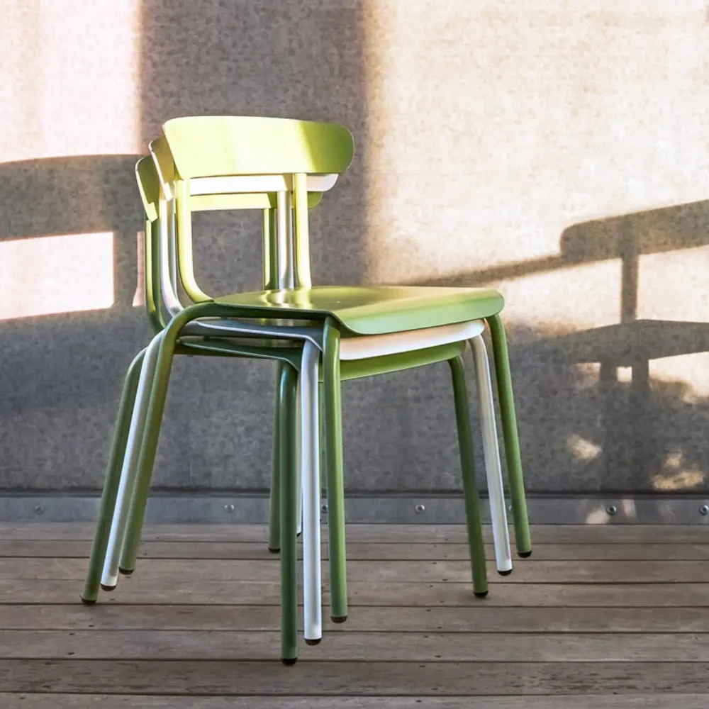 Fauteuils - Chaise d'extérieur empilable en aluminium ALU MITO - ALTEK ITALIA DESIGN